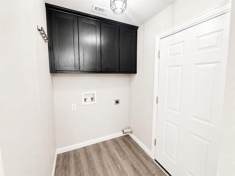 106 Raymond Street, Bowie TX 76230 - Photo 15