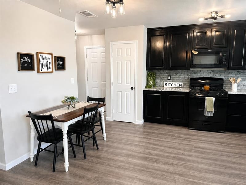 106 Raymond Street, Bowie TX 76230 - Photo 11
