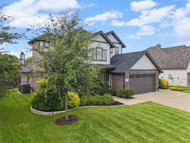 251 Lariat Trail, Waxahachie TX 75165 - Photo 3