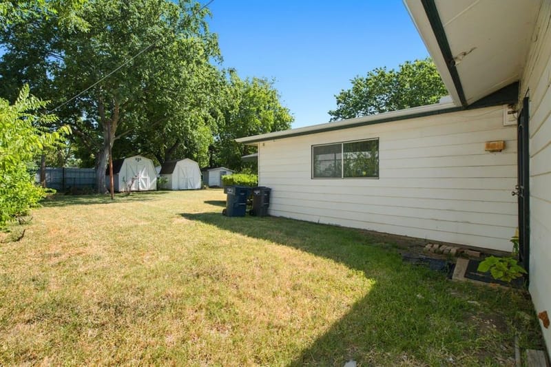 4105 Fairlane Avenue, Fort Worth TX 76119 - Photo 17