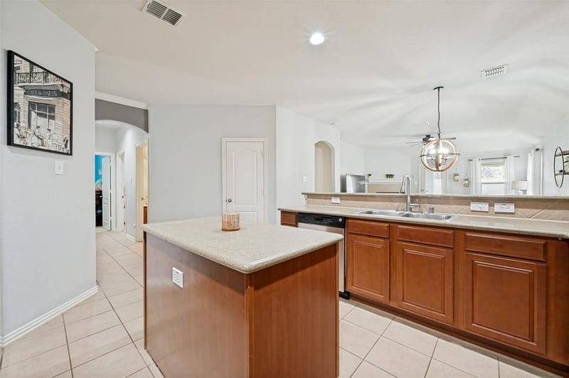 1421 Danielle Creek Drive, Little Elm TX 75068 - Photo 7