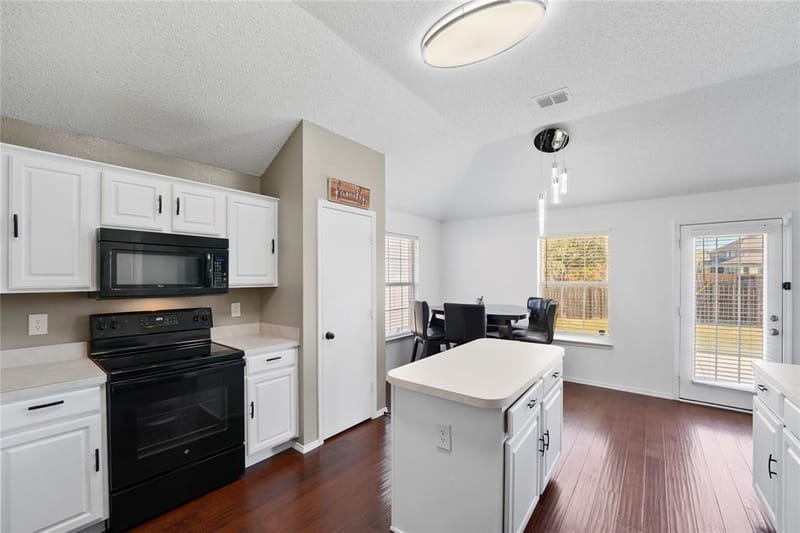2603 Clark Drive, Corinth TX 76210 - Photo 13
