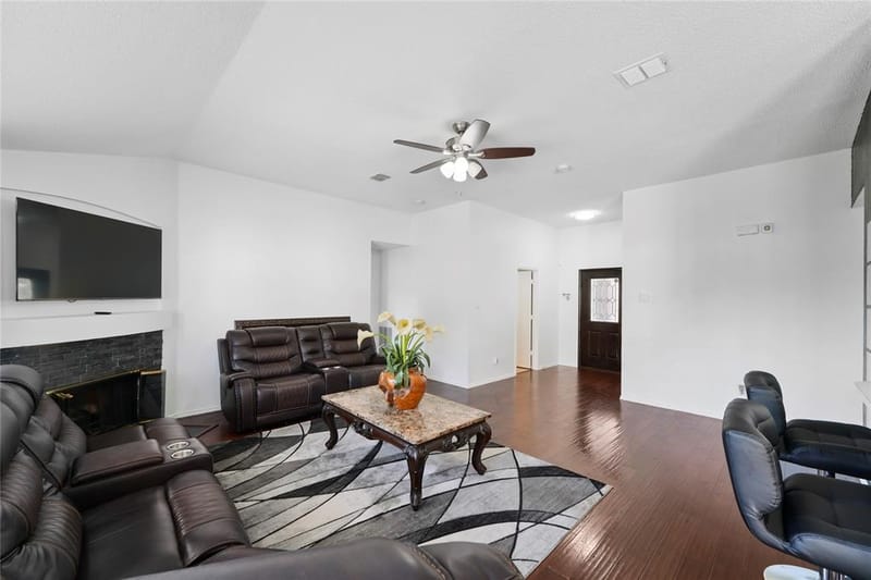2603 Clark Drive, Corinth TX 76210 - Photo 7