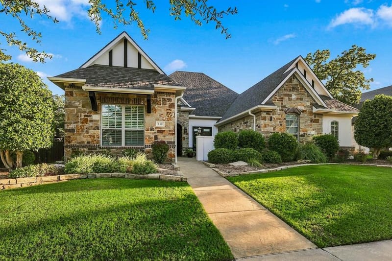 412 Nora Lane, Argyle TX 76226 - Photo 3