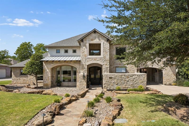 6823 Lakehurst Avenue, Dallas TX 75230