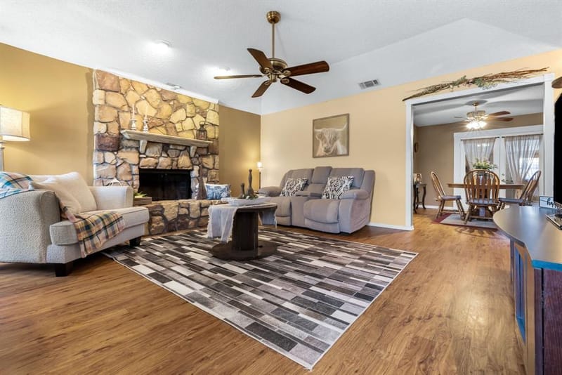 3011 Tina Street, Sachse TX 75048 - Photo 4