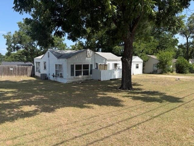 3815 Beverly Drive, Beverly Hills TX 76711