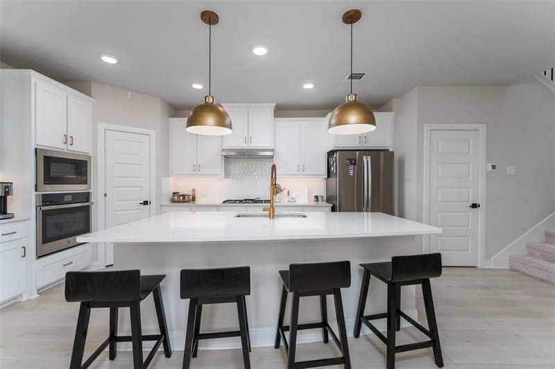 905 Carnation Drive, Crowley TX 76036 - Photo 12