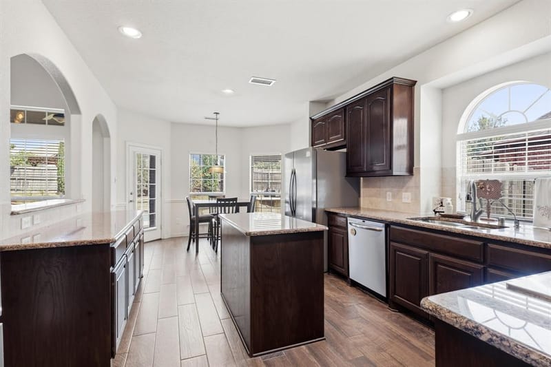 13921 Sparrow Hill Drive, Little Elm TX 75068 - Photo 6