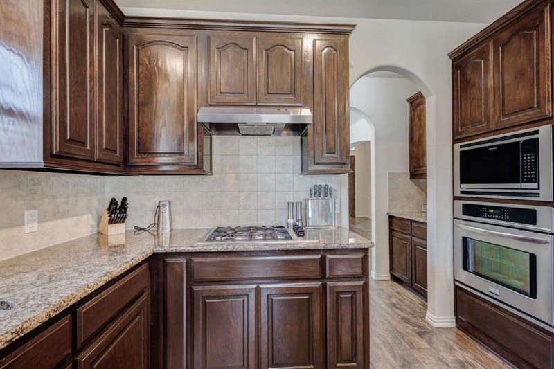 13921 Sparrow Hill Drive, Little Elm TX 75068 - Photo 8