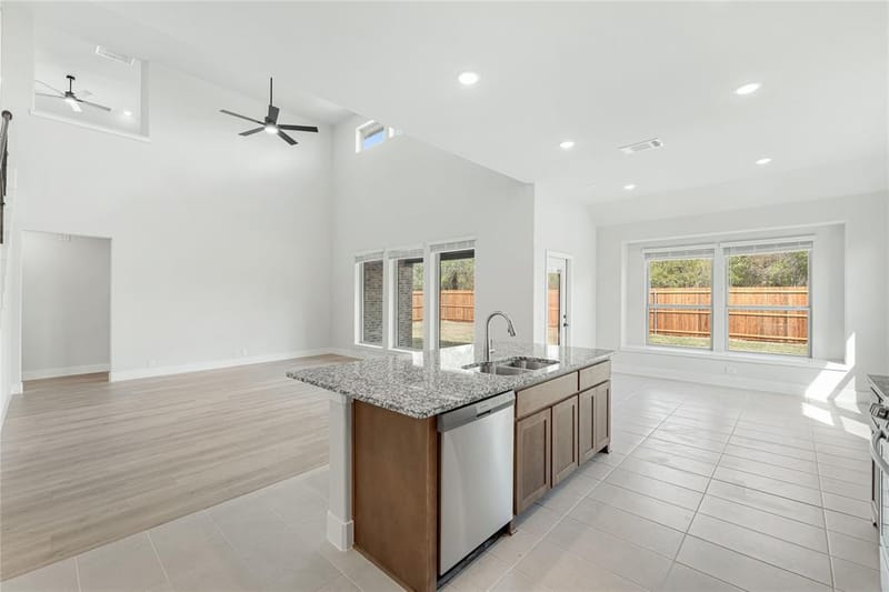 129 Saddlewood Trail, Commerce TX 75428 - Photo 10