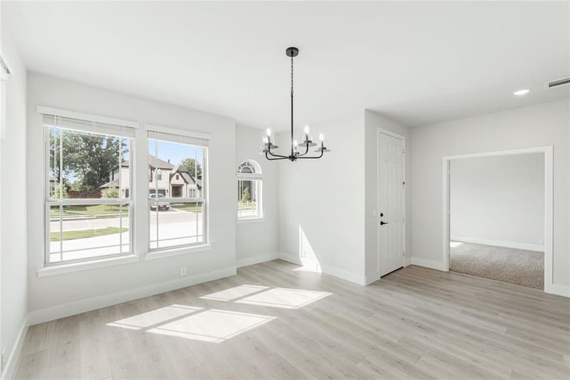 129 Saddlewood Trail, Commerce TX 75428 - Photo 4