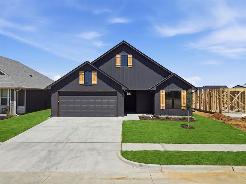 940 Huckleberry Lane, Tolar TX 76476