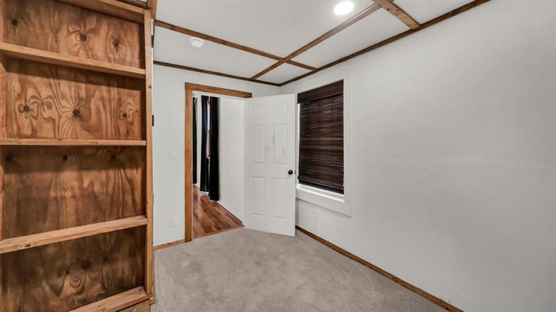 405 S Bowie Drive, Weatherford TX 76086 - Photo 10
