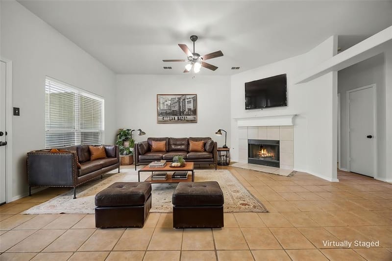 9313 Norfolk Lane, McKinney TX 75071 - Photo 3