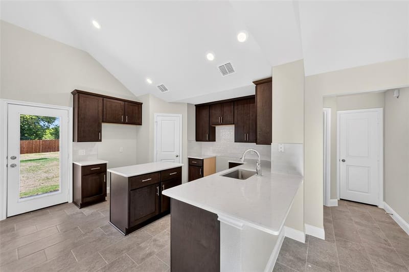 6119 JEANE Street, Dallas TX 75217 - Photo 8