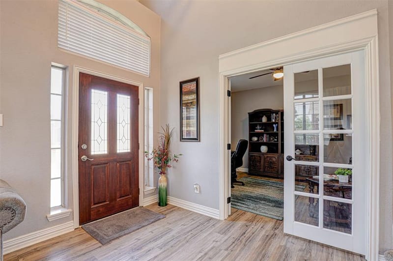5704 Kelly Court, Haltom City TX 76137 - Photo 2