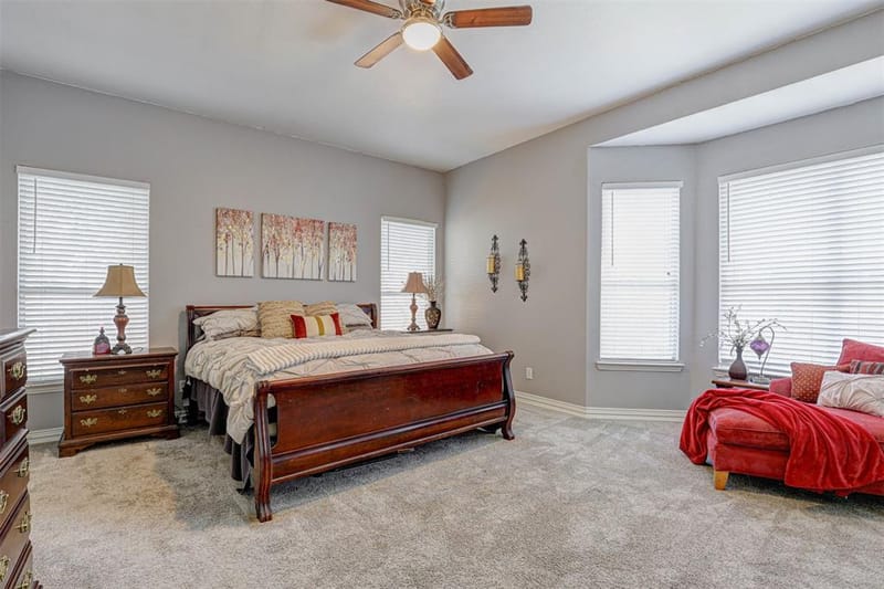 5704 Kelly Court, Haltom City TX 76137 - Photo 17