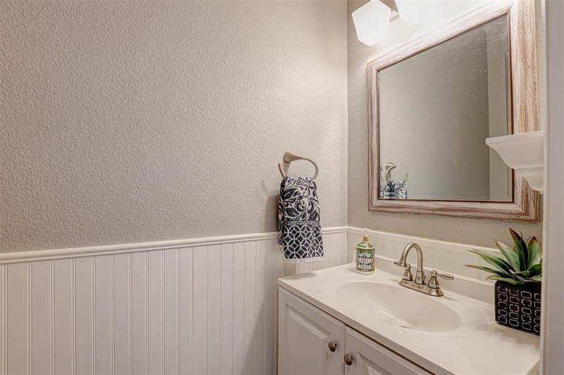 5704 Kelly Court, Haltom City TX 76137 - Photo 16
