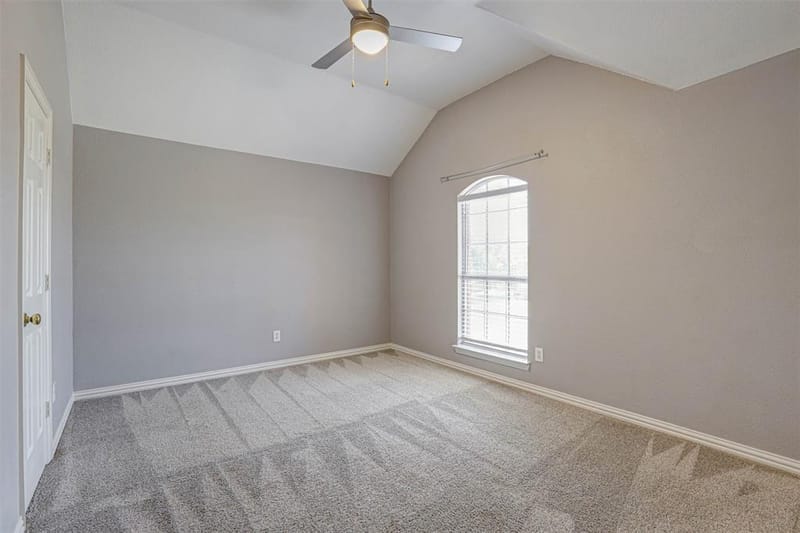 5704 Kelly Court, Haltom City TX 76137 - Photo 28