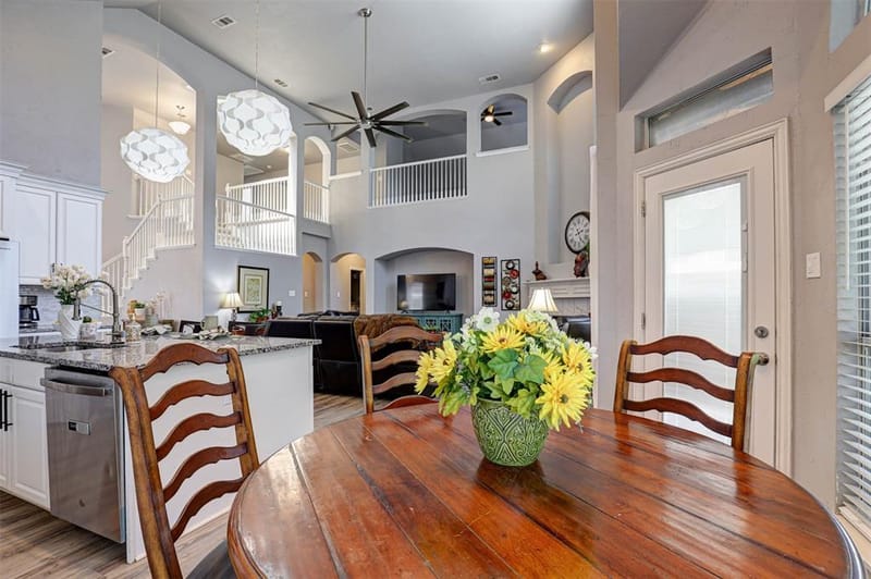 5704 Kelly Court, Haltom City TX 76137 - Photo 11