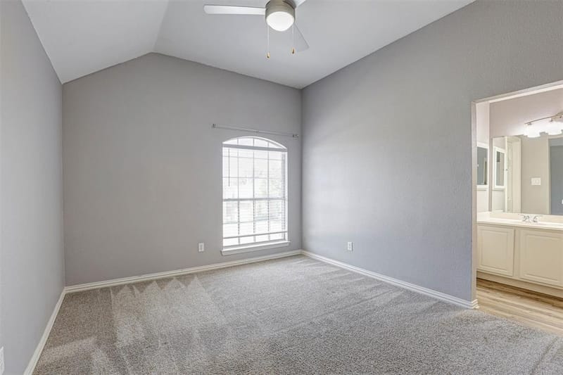 5704 Kelly Court, Haltom City TX 76137 - Photo 29