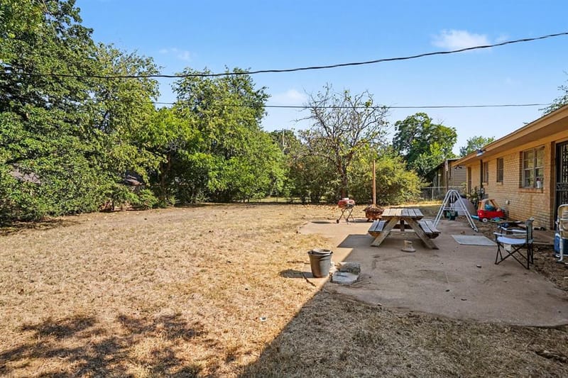 1553 Montclair Drive, Fort Worth TX 76103 - Photo 25