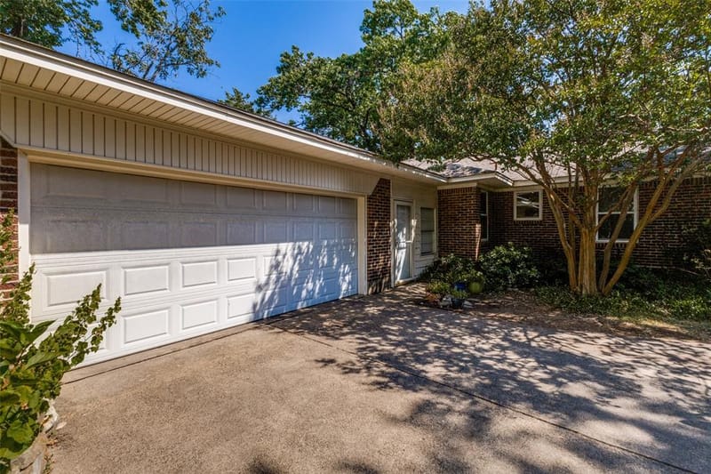 605 S Ravinia Drive, Dallas TX 75211 - Photo 27