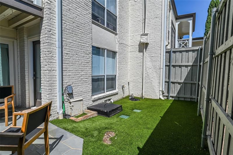 5911 E University Boulevard # 108, Dallas TX 75206 - Photo 32