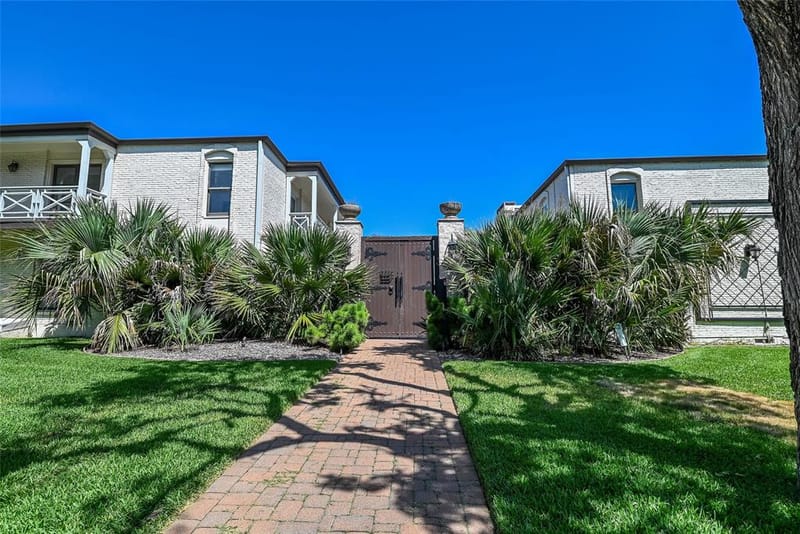 5911 E University Boulevard # 108, Dallas TX 75206 - Photo 39