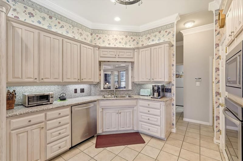144 Saddle Brook Drive, Hudson Oaks TX 76087 - Photo 13