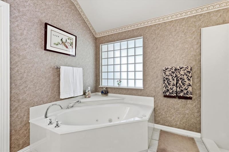144 Saddle Brook Drive, Hudson Oaks TX 76087 - Photo 20