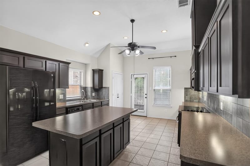 8418 Timberbrook Lane, Dallas TX 75249 - Photo 6