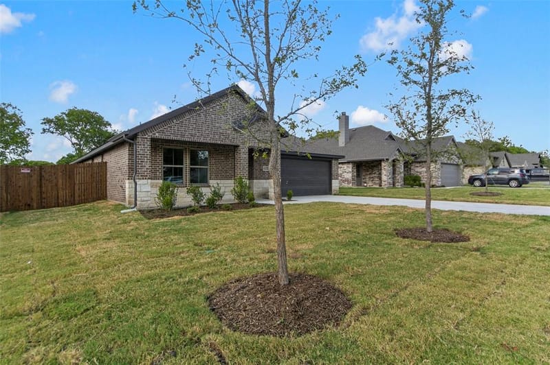 6127 JEANE Street, Dallas TX 75217 - Photo 2