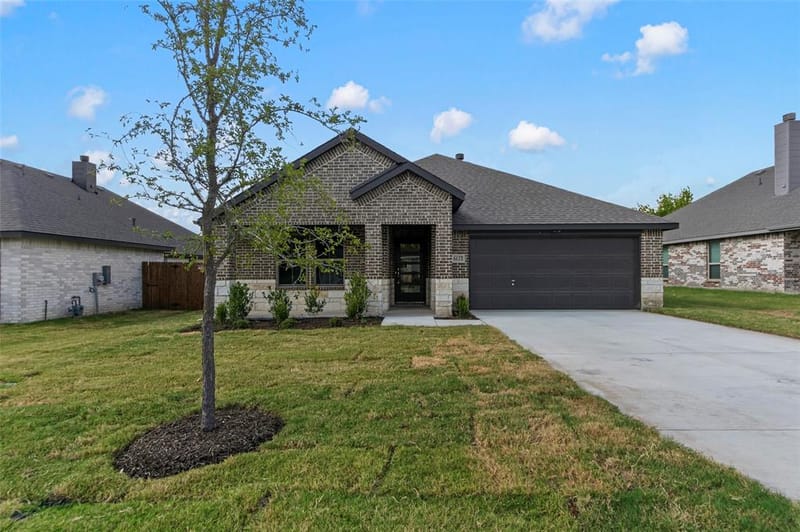 6127 JEANE Street, Dallas TX 75217