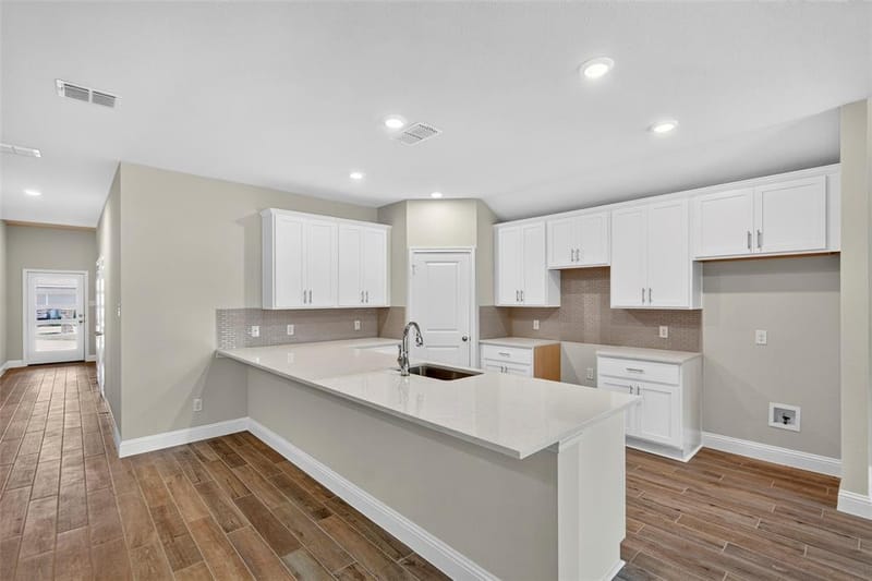 6127 JEANE Street, Dallas TX 75217 - Photo 9