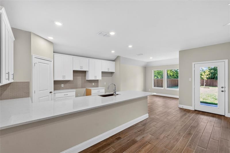 6127 JEANE Street, Dallas TX 75217 - Photo 11