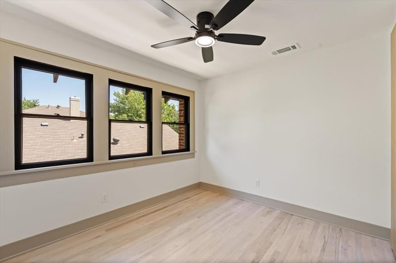 1718 S Adams Street, Fort Worth TX 76110 - Photo 29
