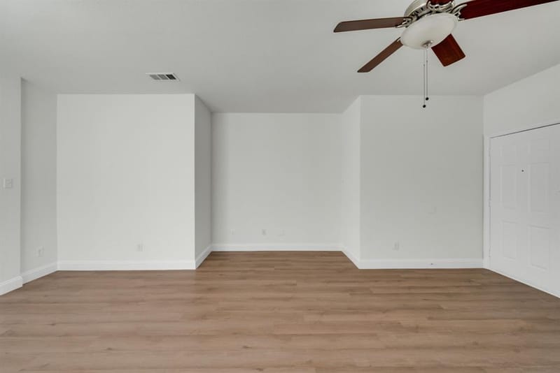 9810 Walnut Hill Drive, Providence Village TX 76227 - Photo 6