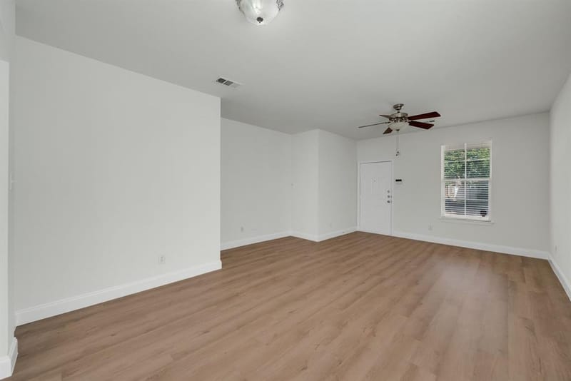 9810 Walnut Hill Drive, Providence Village TX 76227 - Photo 7
