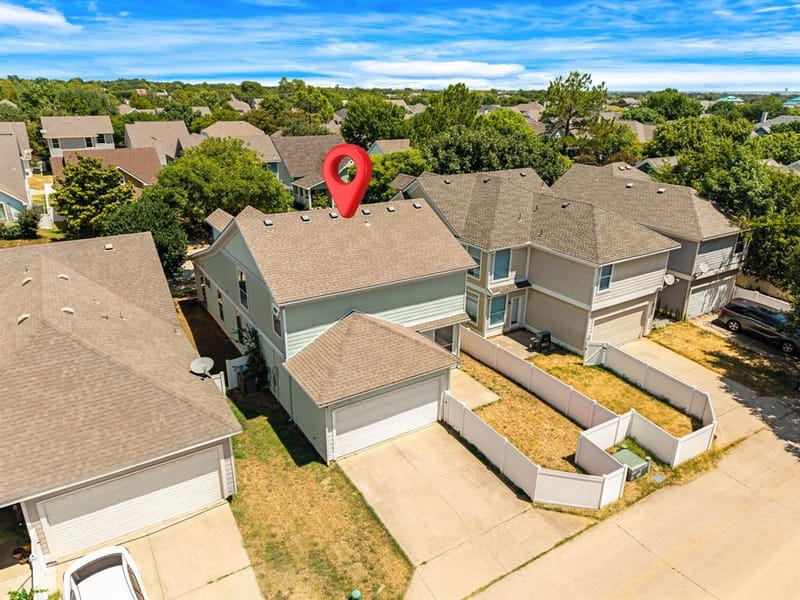 9810 Walnut Hill Drive, Providence Village TX 76227 - Photo 32