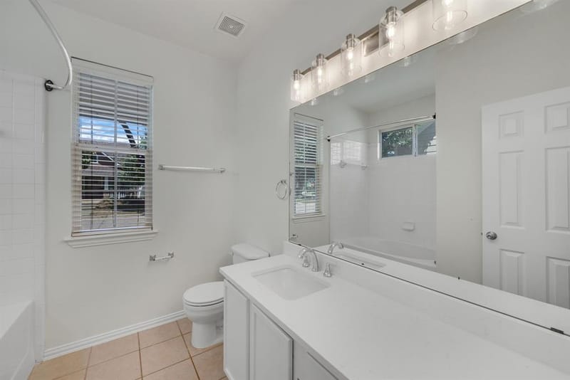 9810 Walnut Hill Drive, Providence Village TX 76227 - Photo 15