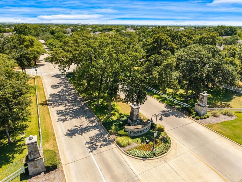 9810 Walnut Hill Drive, Providence Village TX 76227 - Photo 35