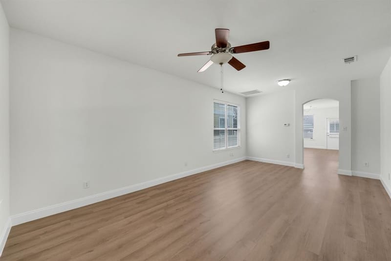 9810 Walnut Hill Drive, Providence Village TX 76227 - Photo 25