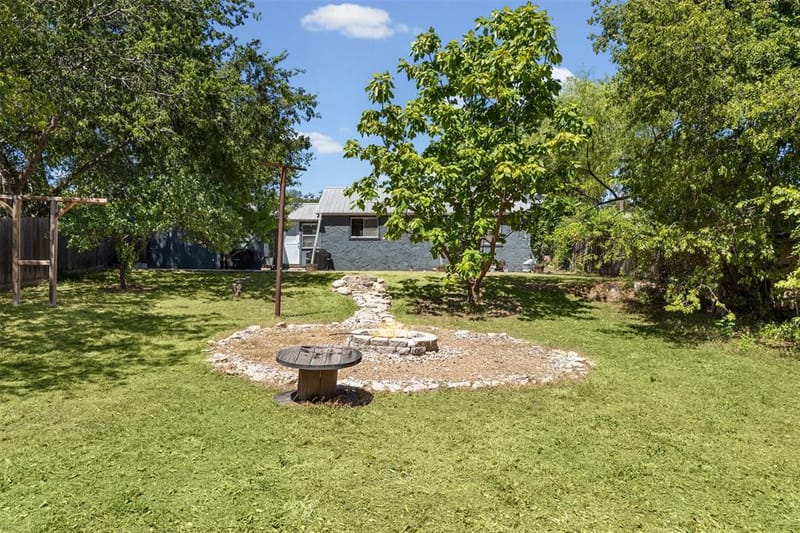 709 Hereford Street, Glen Rose TX 76043 - Photo 25