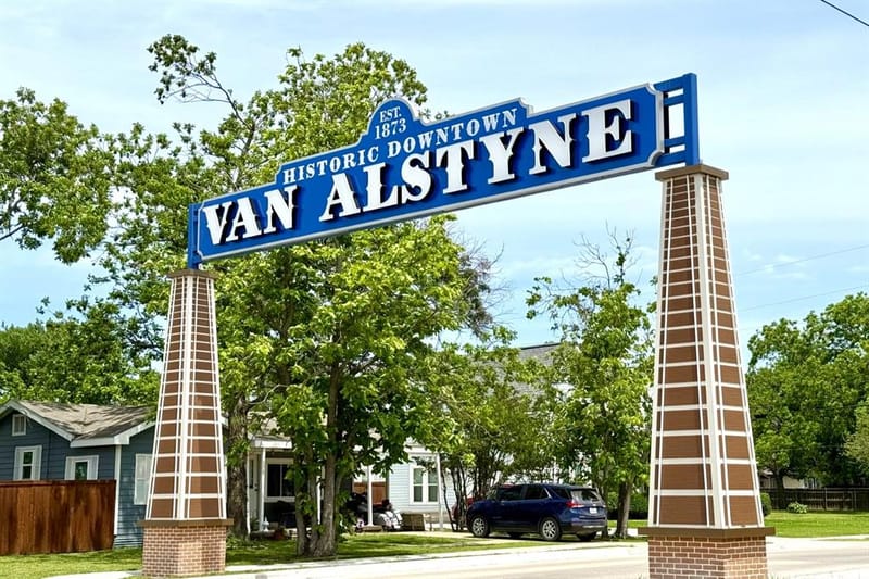 3114 Basswood Way, Van Alstyne TX 75495 - Photo 9