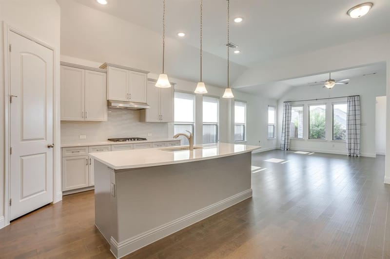 5705 Surry Mountain Trail, Fort Worth TX 76179 - Photo 9