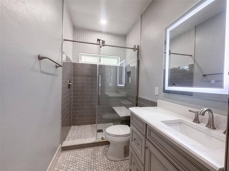 6315 Meadow Glen Drive, Arlington TX 76018 - Photo 17
