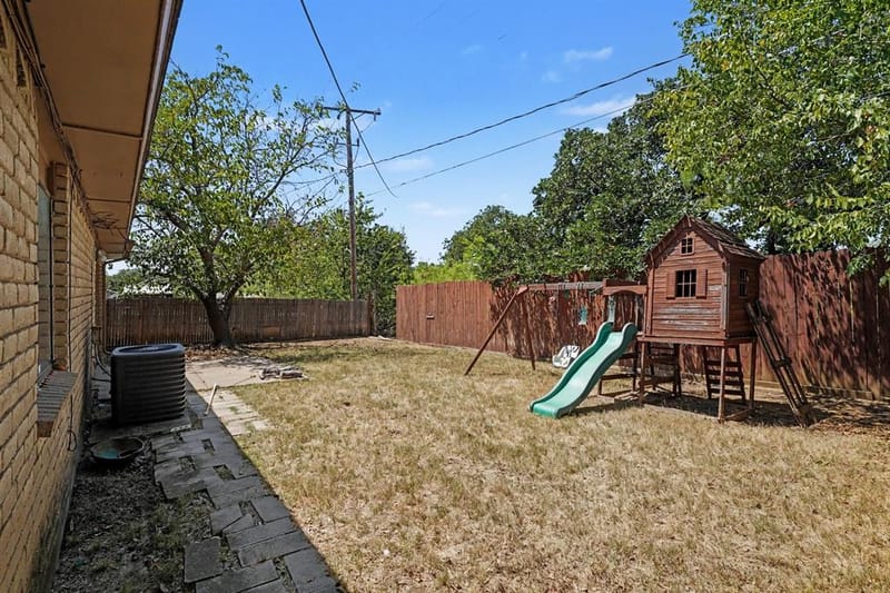 7107 Blackberry Drive, Arlington TX 76016 - Photo 33