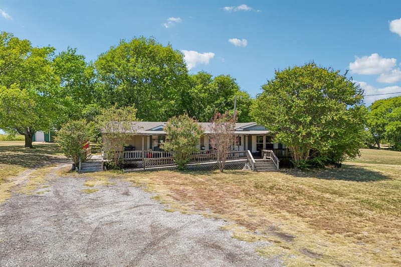 5433 State Highway 160, Whitewright TX 75491